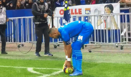 这队传球流畅得像跳舞