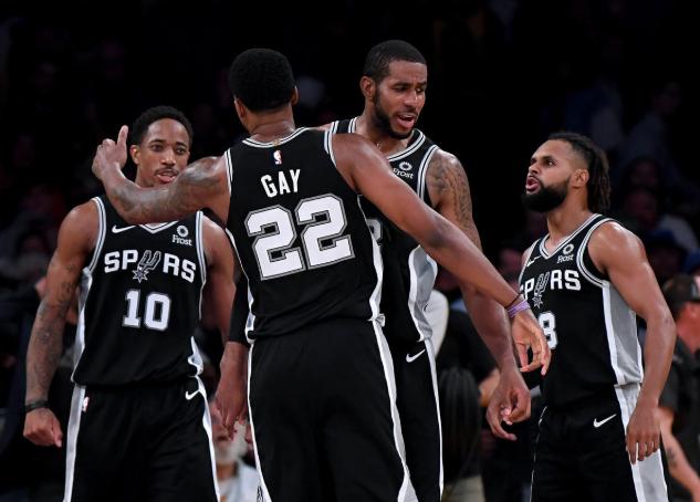 孔帕尼：阿方索・戴维斯非常接近复出；祝穆勒赢得美职联冠军（孔帕尼：阿方索·戴维斯复出在即；盼穆勒捧起美职联冠军）