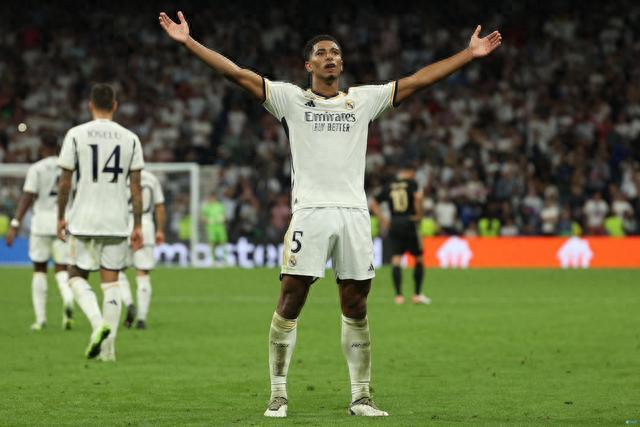 2025武汉马运会启幕：首次引入青少年盛装舞步赛，256对人马组合报名场地障碍赛（2025武汉马术运动会开幕：首设青少年盛装舞步赛，256对人马组合报名参加场地障碍赛）