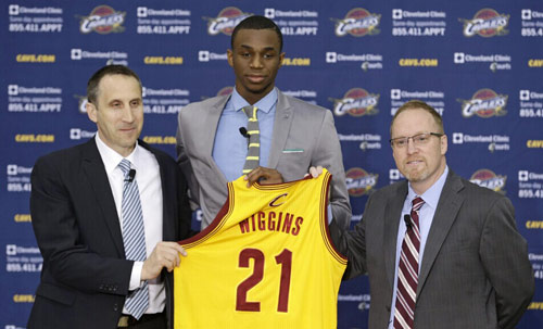 利物浦欧冠小组赛战平国际米兰（利物浦与国际米兰欧冠小组赛握手言和）