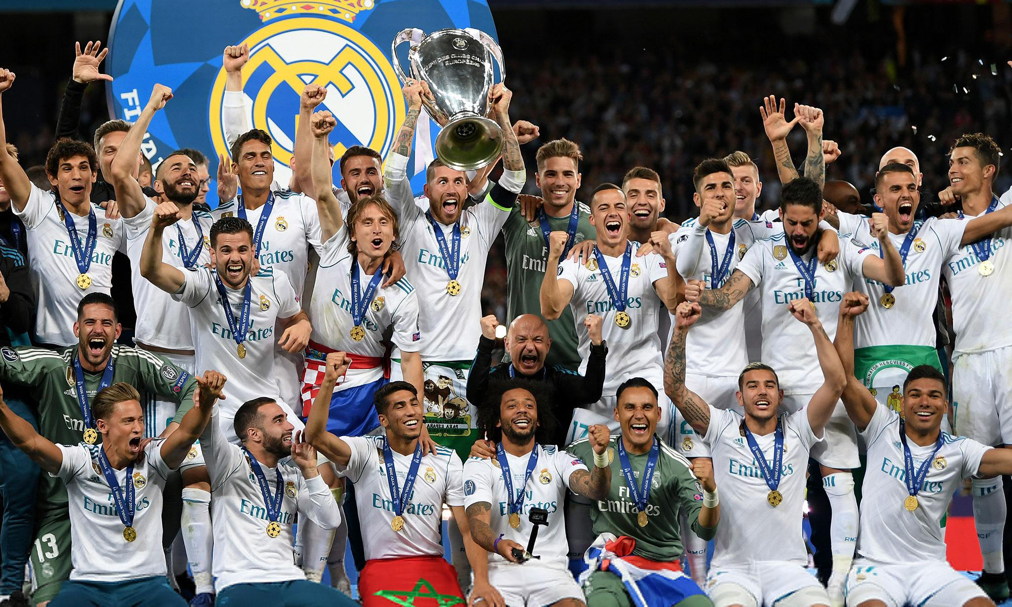 19岁22天，莱比锡边锋迪奥曼德成为德甲历史第二年轻戴帽球员（仅19岁22天，莱比锡边锋迪奥曼德成德甲史上第二年轻帽子戏法球员）