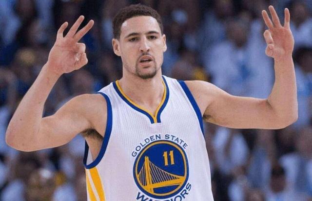 连输埃因霍温、本菲卡，那不勒斯队史首次遭遇欧冠客场连败（先后不敌埃因霍温与本菲卡 那不勒斯欧冠客场队史首次连败）